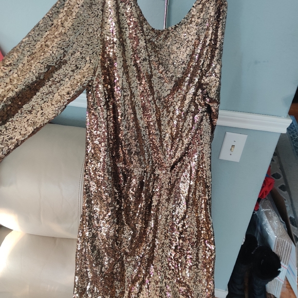 GALA Outfit Gold Sequin Maxi Dress with Wrap Skirt - Picture 7 of 7